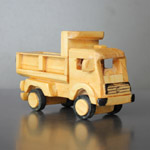 Camion Mercedes en bois