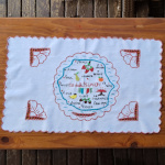 Napperon brodé - motif Île de la Réunion